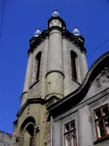 Львів, дзвіниця вірменського собору, 1570, арх. П. Красовський.