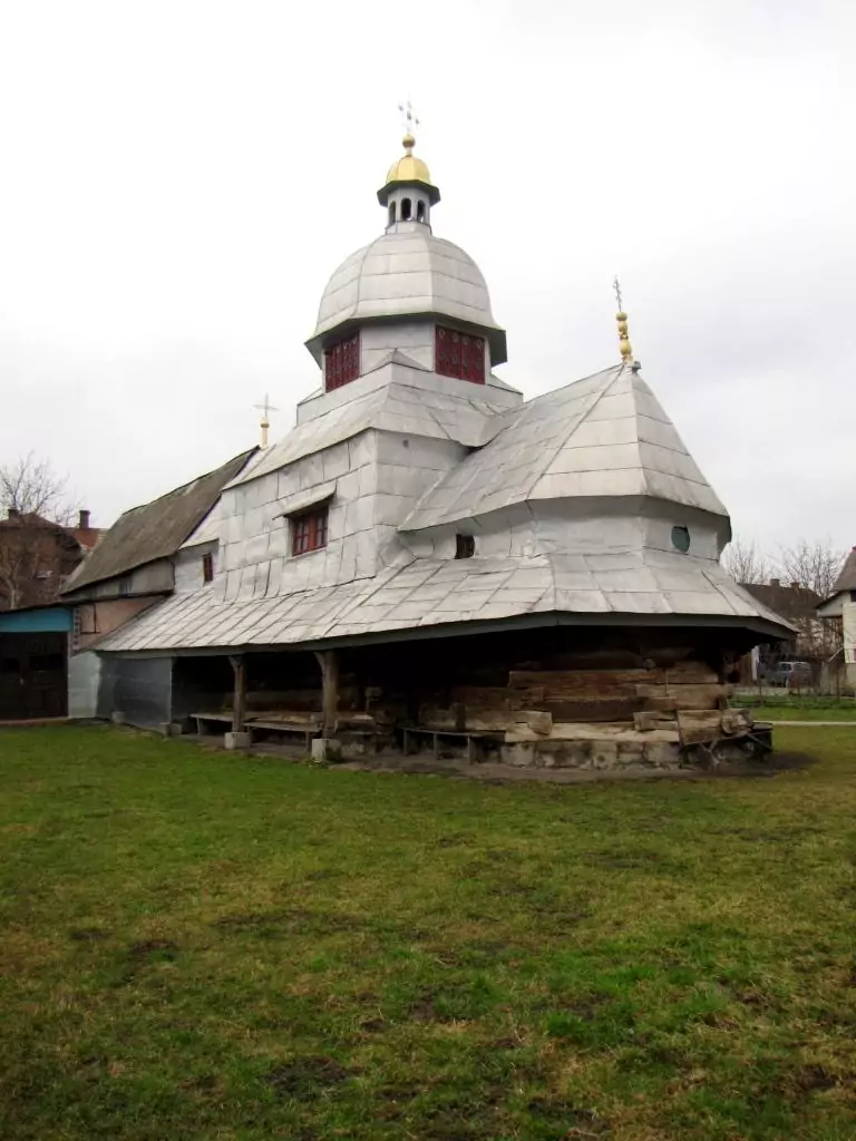 Бережани. Миколаївська церква, 1691.