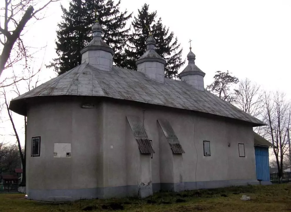 Лужани. Вознесенська церква, 1453-1455.